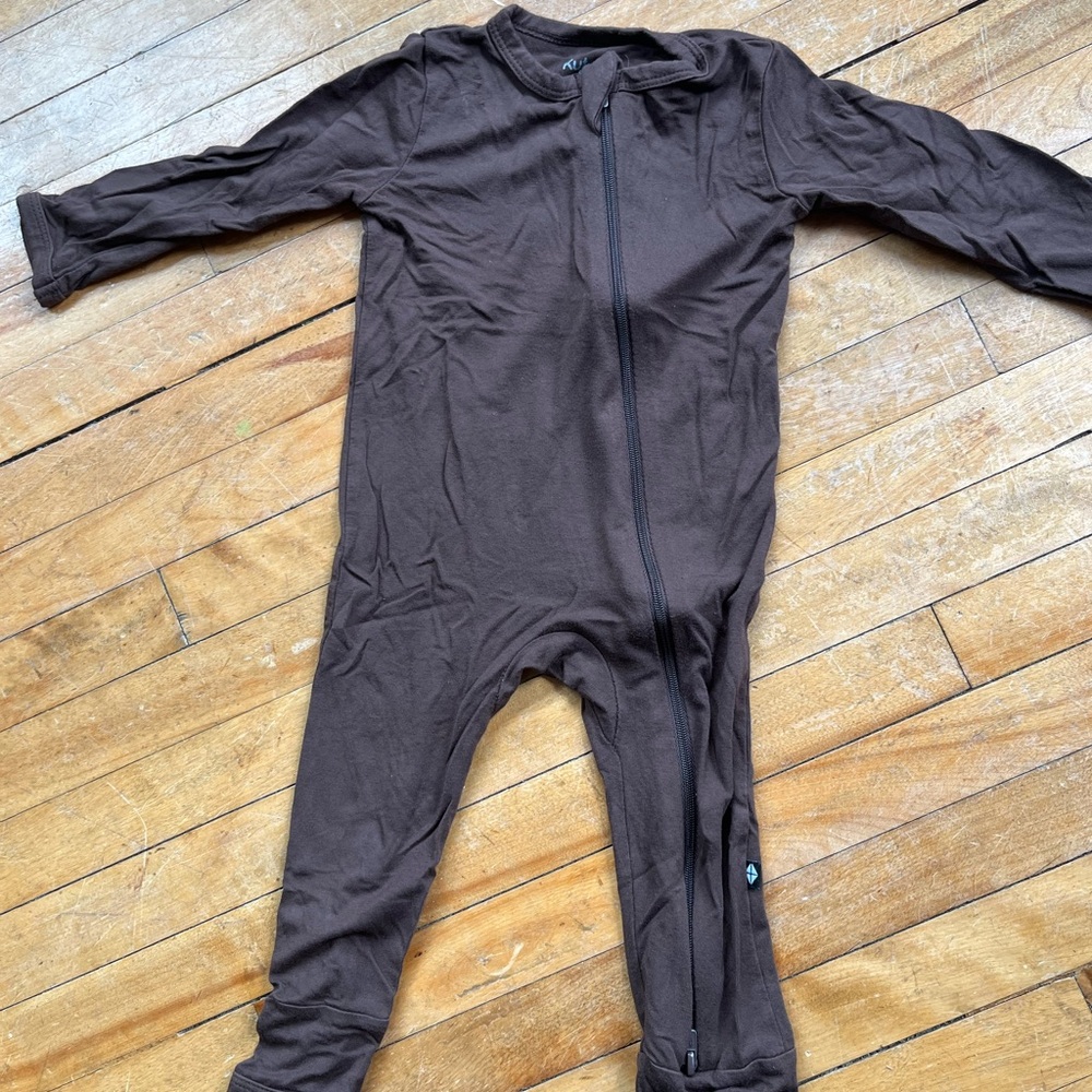 Kyte BABY Chocolate Brown zip Romper
